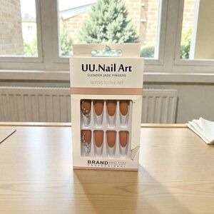 💅🏽 Press On Nails | French Diamond Tip